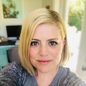 Meet your Posher, Hulia